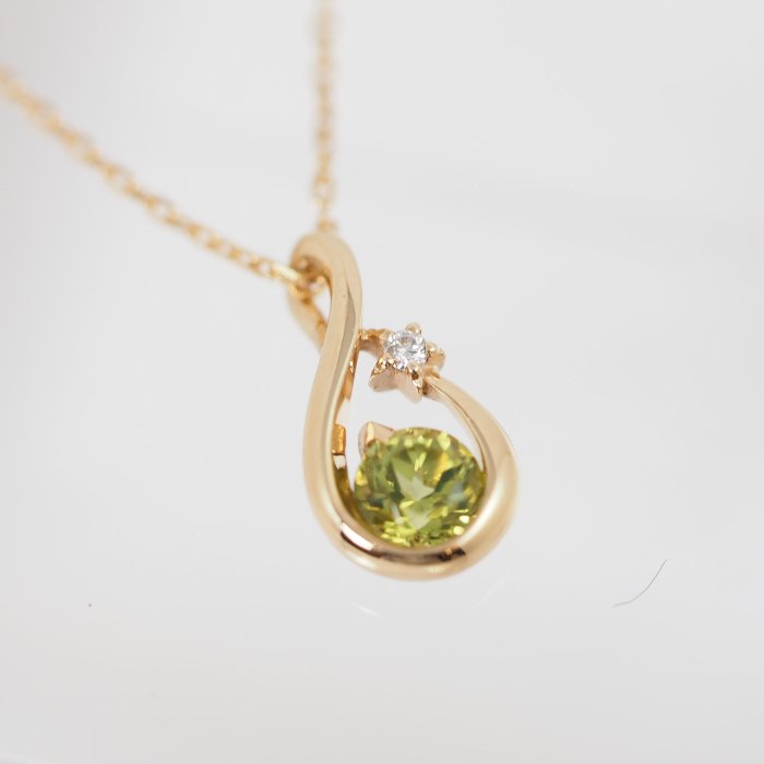 STARJEWELRY Star Jewelry Teardrop Droplet K10YG Peridot Diamond 0.005ct Necklace