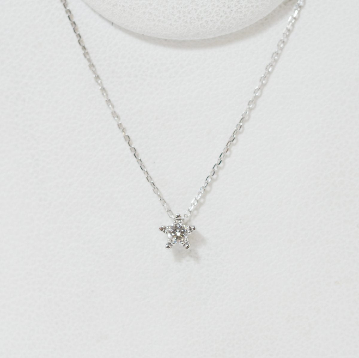 STAR JEWELRY K18 white gold diamond 0.04ct star necklace with case