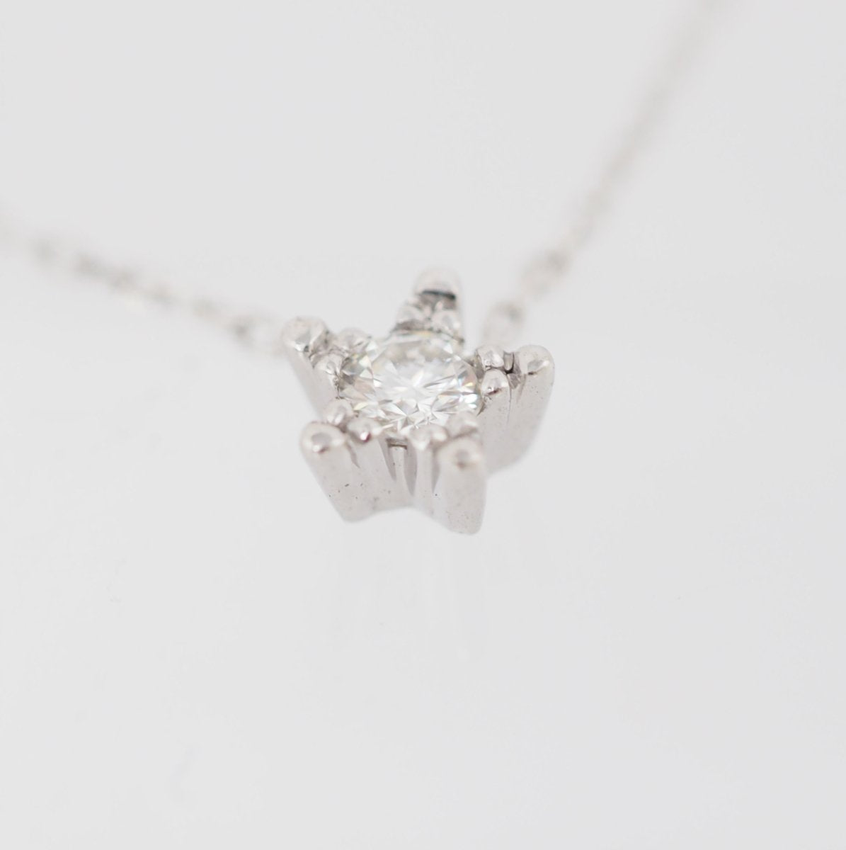STAR JEWELRY K18 white gold diamond 0.04ct star necklace with case