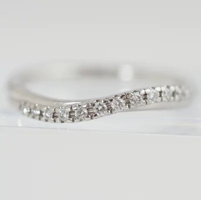 4℃ Pt950 Platinum Diamond Disney Collection Ring, Size 9.5, Comes with Case