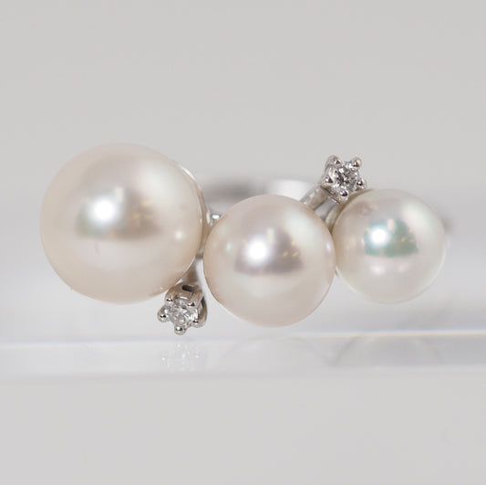 EAUDOUCE 4℃ 18K White Gold 3 Pearl Diamond Ring Size 9