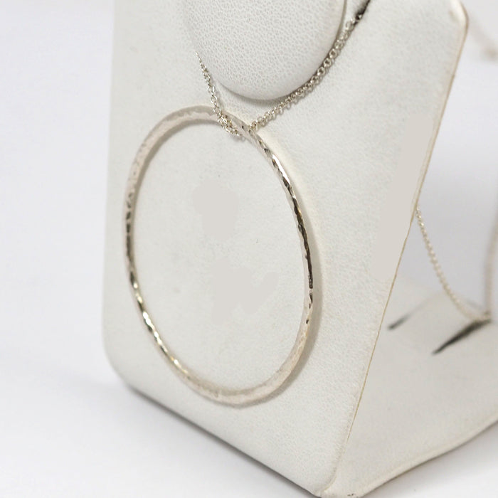 Tiffany & Co. Tiffany SV925 Silver Hammered Circle Necklace with Case