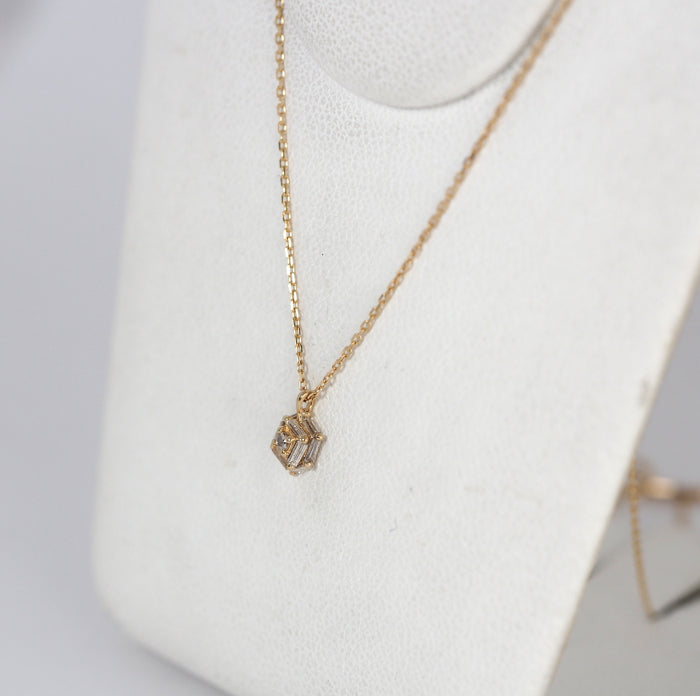 agete Agate K10 Yellow Gold Diamond Bucket Rose Cushion Diamond 0.15ct Necklace