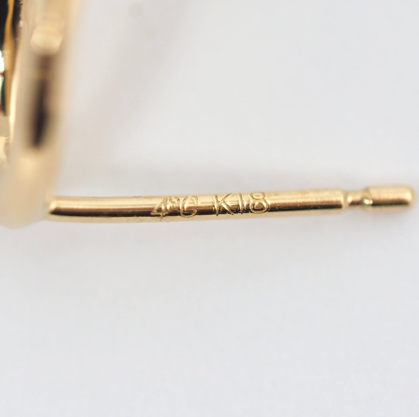 4℃ K18YG パール約5.5mm Noble of Water ピアス シリコンキャッチ社外品