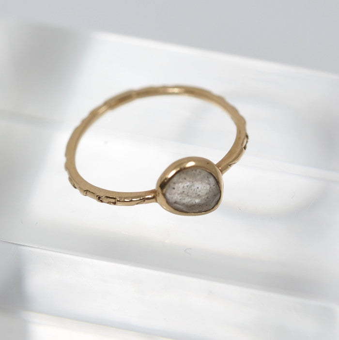 agete Agate 10K Yellow Gold Labradorite Ring, Size 7