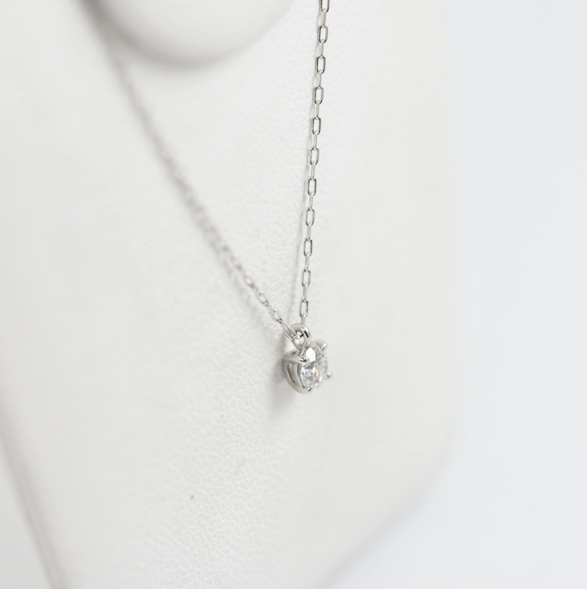 4℃ Pt850 1 diamond 0.182ct F-SI2-EX necklace with certificate of authenticity, warranty, and case