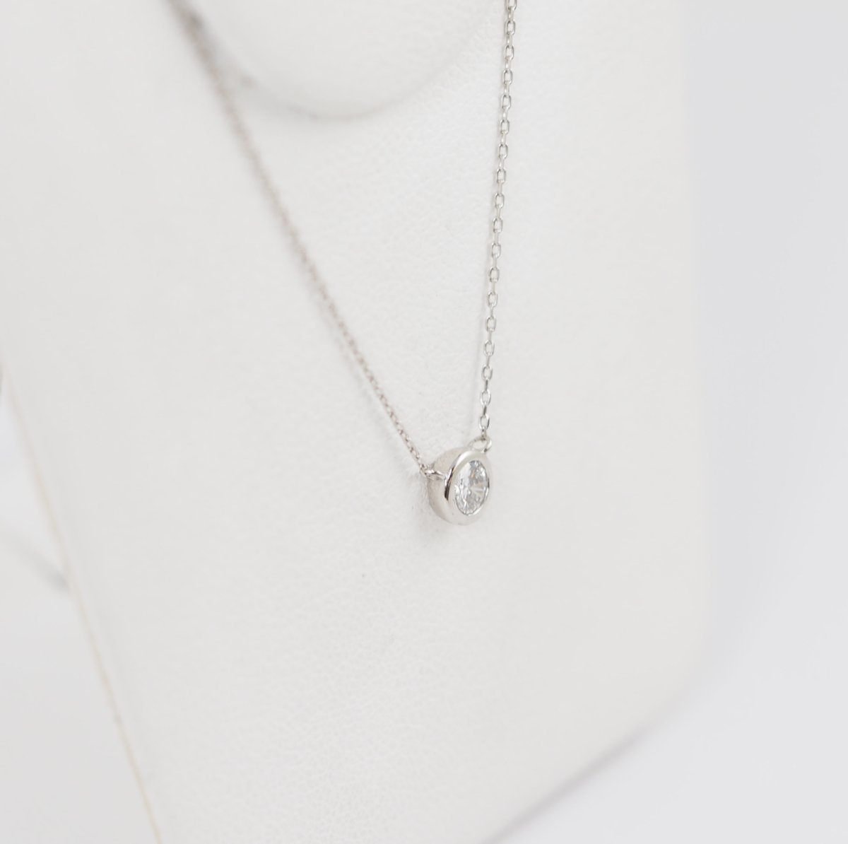 canal 4℃ canal 4℃ Pt850 1 diamond 0.152ct necklace with certificate of authenticity and warranty