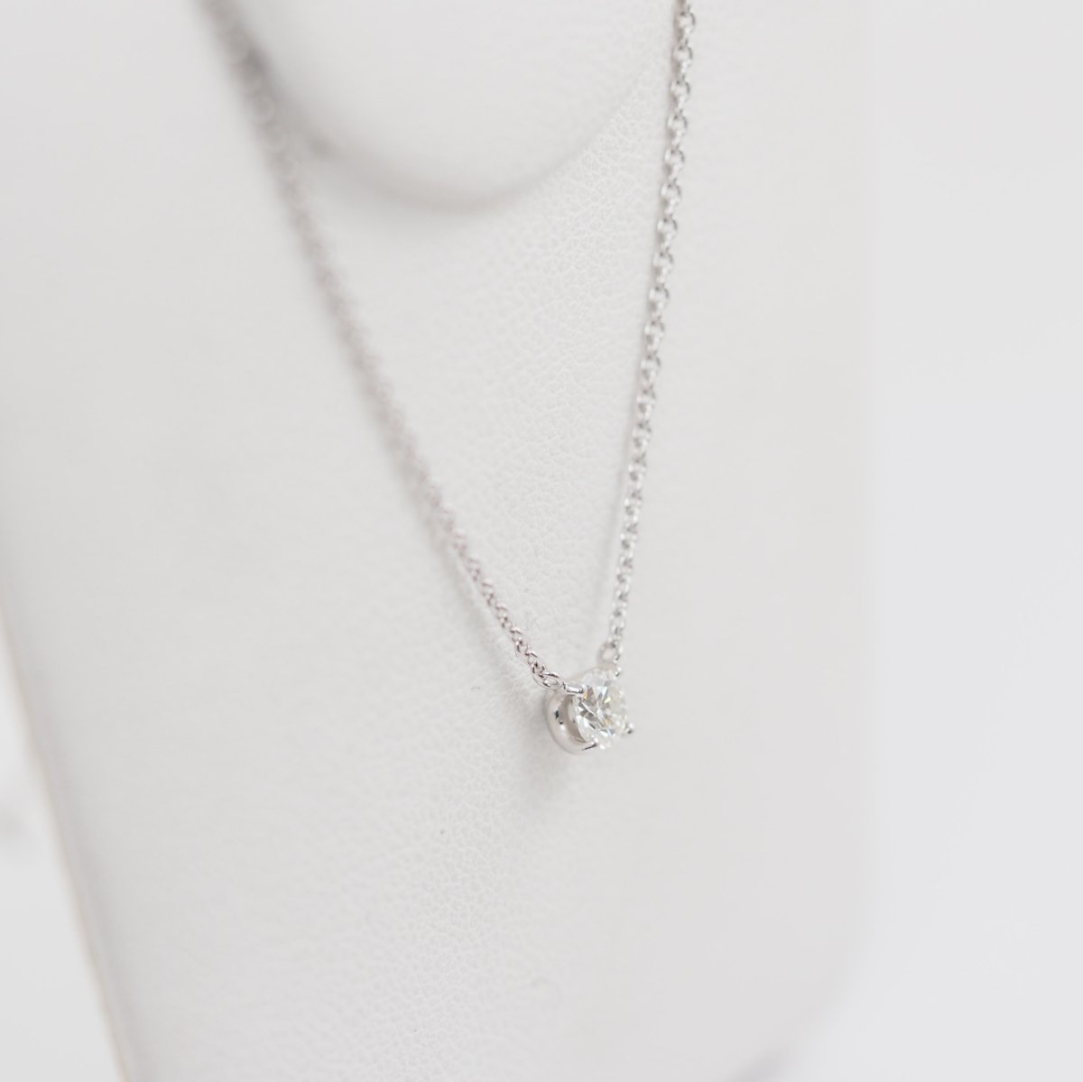 VENDOMEAOYAMA Vendome Aoyama Pt950/850 Diamond 0.18ct Cattle Necklace