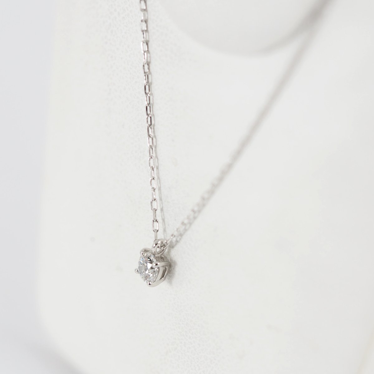4℃ Pt850 1 diamond 0.182ct F-SI2-EX necklace with certificate of authenticity, warranty, and case
