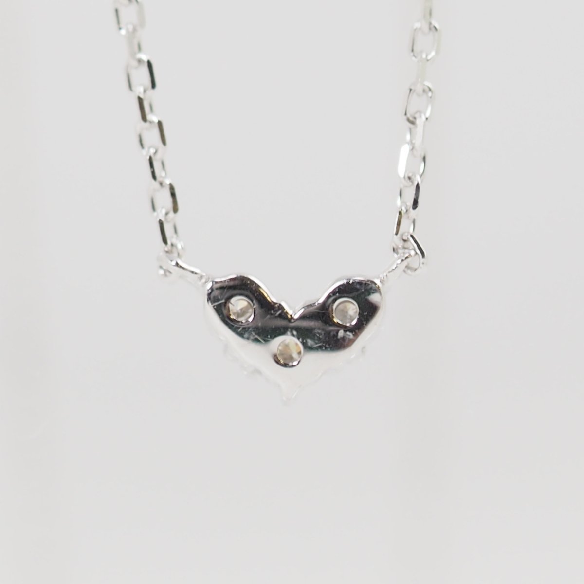 4℃ K18 White Gold 3 Diamond Heart Necklace with Case