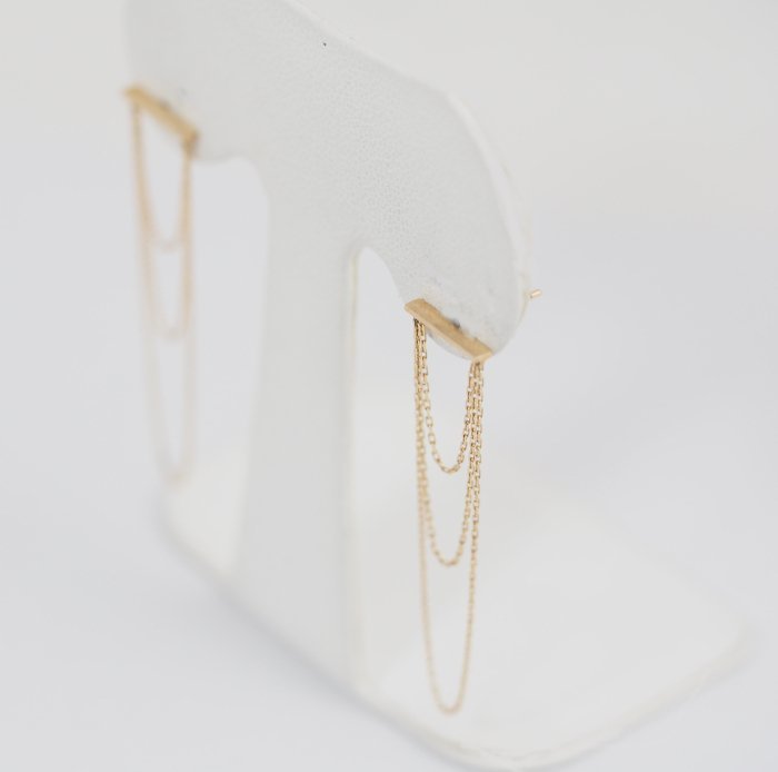 Unused item VENDOME AOYAMA K10 yellow gold 3-strand chain earrings with case