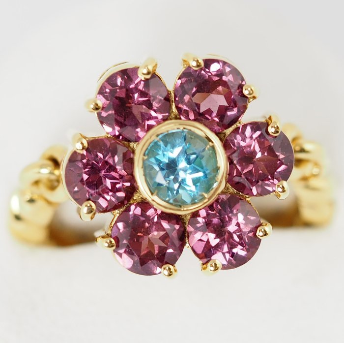 Ponte Vecchio K18YG Blue Topaz/Tourmaline 3.20ct Flower Ring No. 9