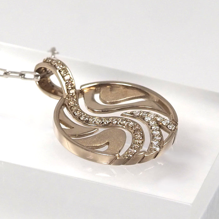 Sirena Azzurro セイレーンアズーロ K18WG ダイヤ0.16/0.08ct 透かし模様 サークル ネックレス