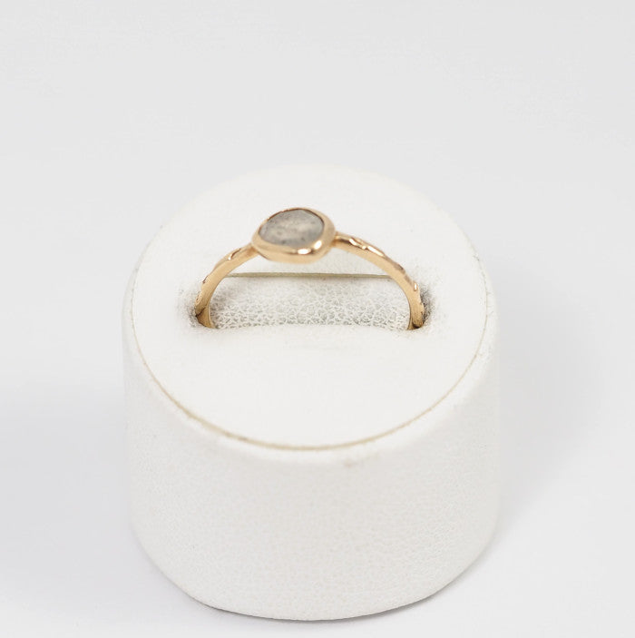 agete Agate 10K Yellow Gold Labradorite Ring, Size 7