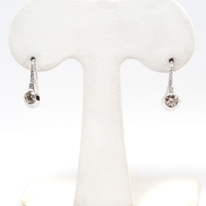 KASHIKEY カシケイ UNFORGETTABLE DOTS ドッツ K18WG ブラウンダイヤ0.60ct ダイヤ0.06ct フック ピアス