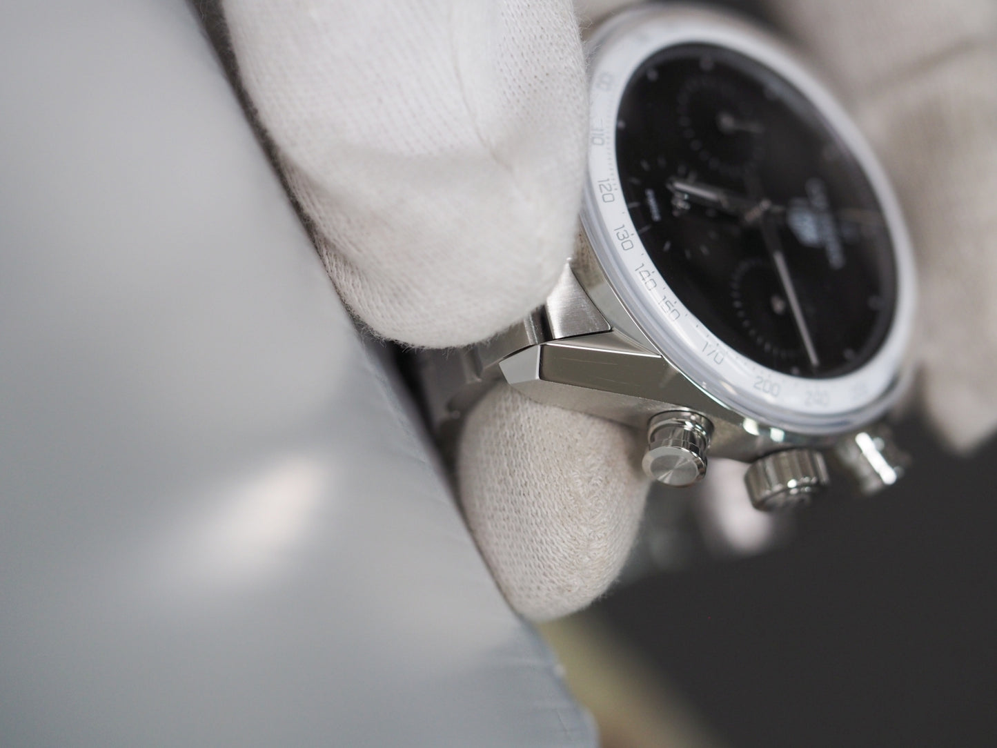 タグ・ホイヤー Top Condition Carrera Chronograph X Fragment Limited Edition CBS221B Full links Please read all DESCRIPTION before purchase【*Credit cards cannot be used for purchases from overseas.】