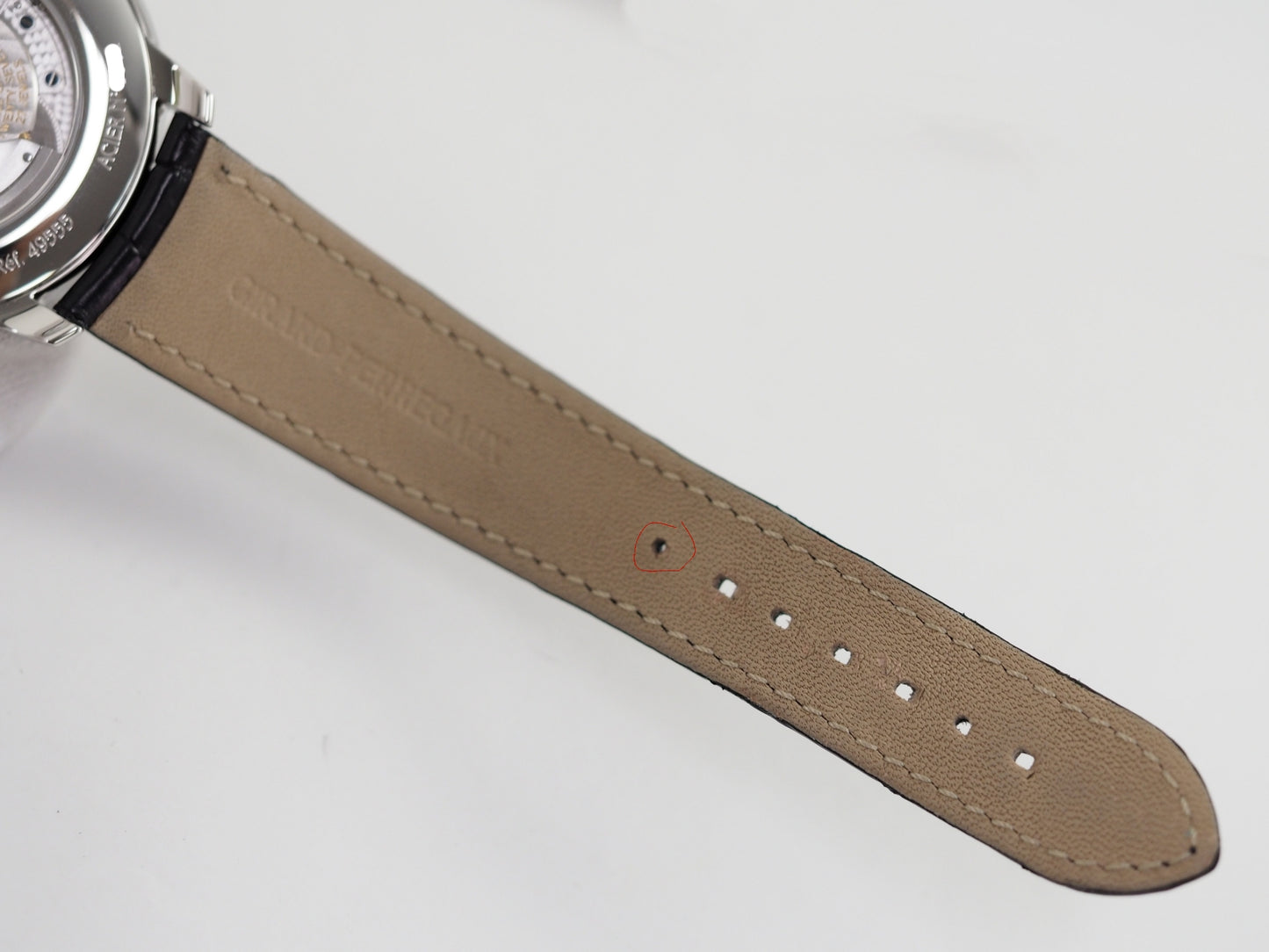 Girard-Perregaux 1966 40MM 49555 Dial is between gray and brown. Please read all DESCRIPTION before purchase. *Credit cards cannot be used for purchases from overseas.