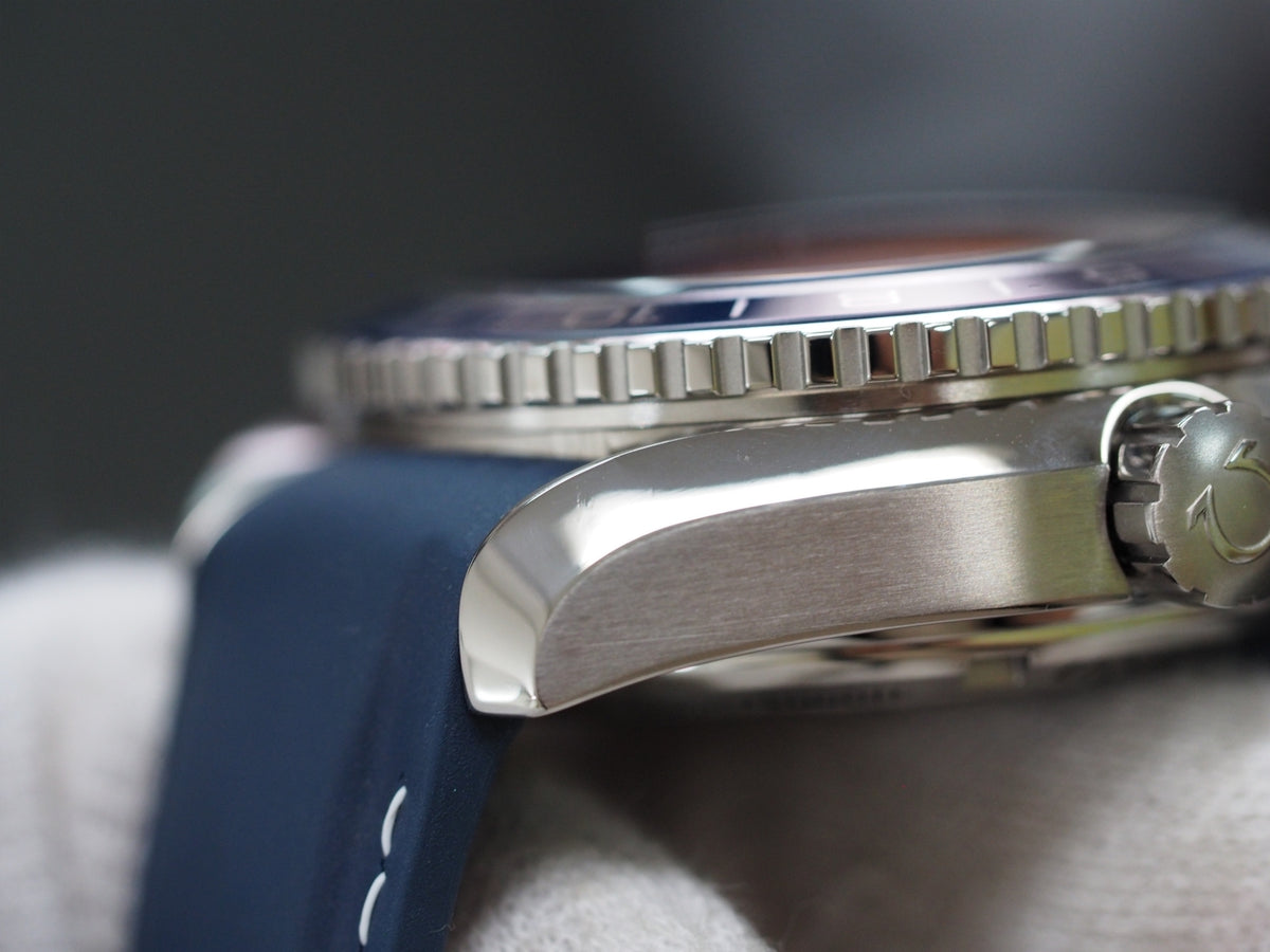 オメガ シーマスター プラネット オーシャン Seamaster Planet Ocean GMT 232.92.44.22.03.001 Please read all DESCRIPTION before purchase【*Credit cards cannot be used for purchases from overseas.】