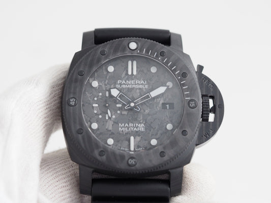 Panerai Submersible Unused Submersible PAM00979 Number V Please read all DESCRIPTION before purchase【*Credit cards cannot be used for purchases from overseas.】
