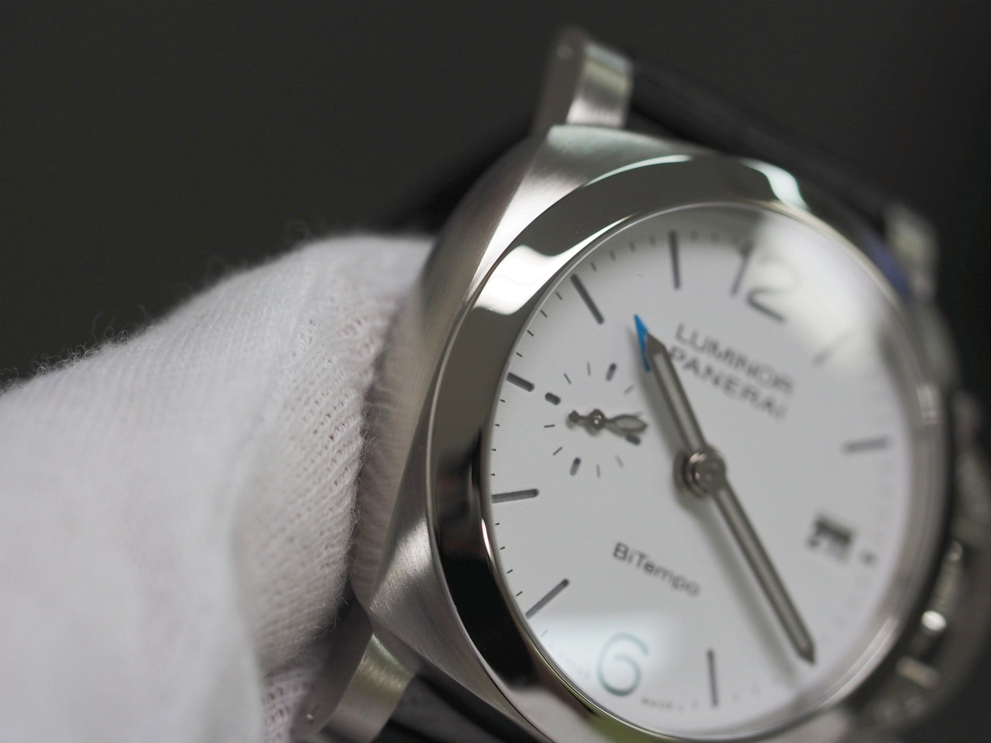 パネライ Top Condition Luminor Quaranta Bitempo PAM01367 Number Z Please read all DESCRIPTION before purchase【*Credit cards cannot be used for purchases from overseas.】