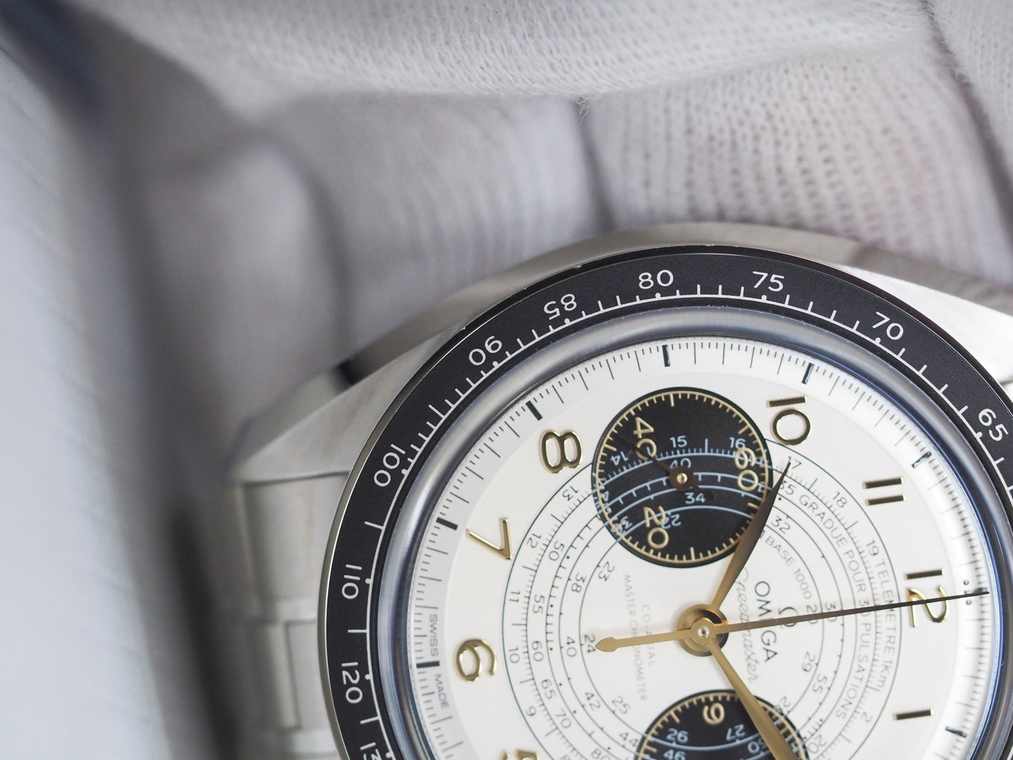 オメガ Speedmaster Chronoscope Paris 2024 522.30.43.51.02.001 Please read all DESCRIPTION before purchase【*Credit cards cannot be used for purchases from overseas.】