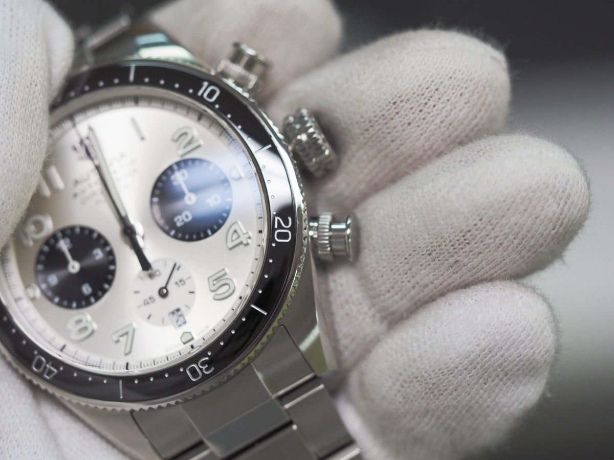TAG Heuer Autavia 60th Anniversary Flyback Chronograph CBE511B Please read all DESCRIPTION before purchase【*Credit cards cannot be used for purchases from overseas.】
